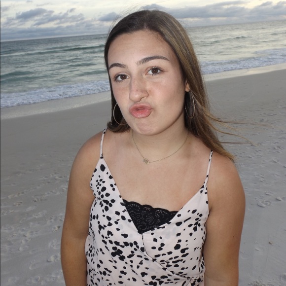 Meet your Posher, Lily - Picture 1 of 1